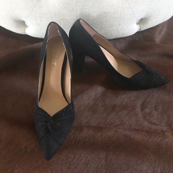 Report Shoes - Black Report Heels